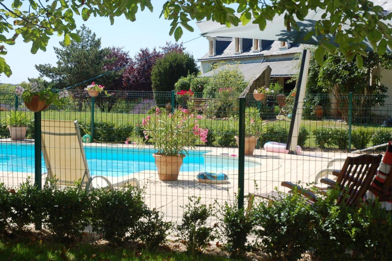 Le Logis Du Pressoir Chambre D'Hotes Bed & Breakfast In Beautiful 18Th Century Estate In The Heart Of The Loire Valley With Heated Pool And Extensive Grounds Bed & Breakfast Les Bois-d'Anjou Dış mekan fotoğraf