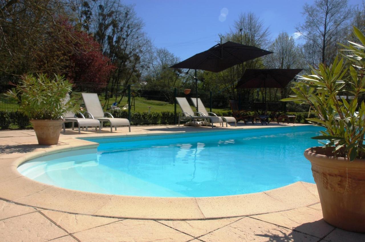 Le Logis Du Pressoir Chambre D'Hotes Bed & Breakfast In Beautiful 18Th Century Estate In The Heart Of The Loire Valley With Heated Pool And Extensive Grounds Bed & Breakfast Les Bois-d'Anjou Dış mekan fotoğraf