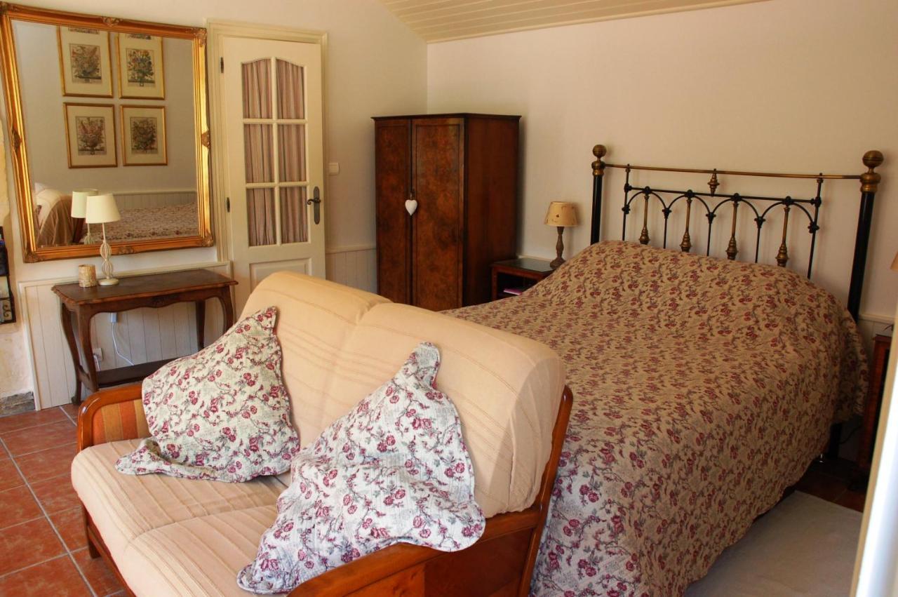 Le Logis Du Pressoir Chambre D'Hotes Bed & Breakfast In Beautiful 18Th Century Estate In The Heart Of The Loire Valley With Heated Pool And Extensive Grounds Bed & Breakfast Les Bois-d'Anjou Dış mekan fotoğraf